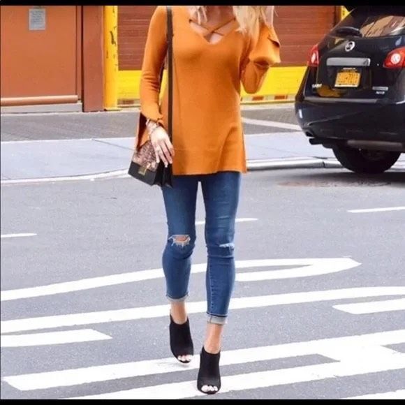 Free People Criss Cross Tunic Sweater size M - Picture 3 of 7